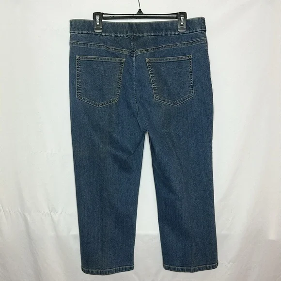 Lee Women’s Denim Capris - Picture 4 of 7
